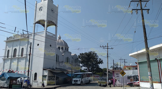 Perro agresivo mata a guajolote y ataca a otro perro en Espinal Perro agresivo mata a guajolote y ataca a otro perro en Espinal