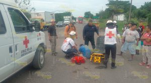 Pierde el control de su motocicleta y se accidenta Pierde el control de su motocicleta y se accidenta