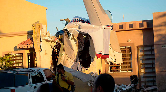 Se desploma avioneta en Sinaloa; mueren cuatro Se desploma avioneta en Sinaloa; mueren cuatro
