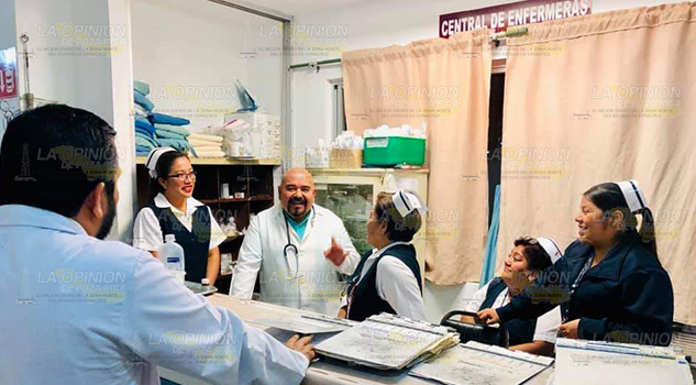 Secretario de salud realiza visita sorpresa al hospital general de Papantla Secretario de salud realiza visita sorpresa al hospital general de Papantla