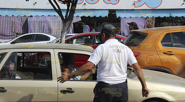 Tránsito al asecho, violan indicaciones de gobierno