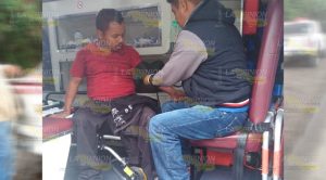 Vuelca taxi sobre carretera federal Álamo - Potrero del Llano Vuelca taxi sobre carretera federal Álamo - Potrero del Llano