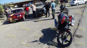 Veloz motocicleta y automóvil provocan accidente en la carretera Tihuatlán-Álamo