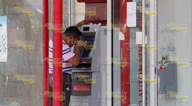 Falla en cajeros, durante dos días no tuvieron dinero