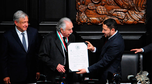 Entrega Senado a Carlos Payán Medalla Belisario Domínguez