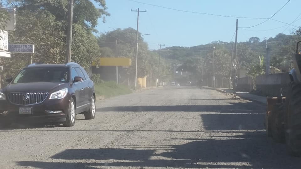 Se enferman de vías respiratorias por polvo que invade hogares en Naranjos