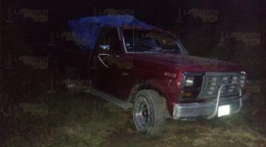 Abandonan carga de hidrocarburo en Huauchinango