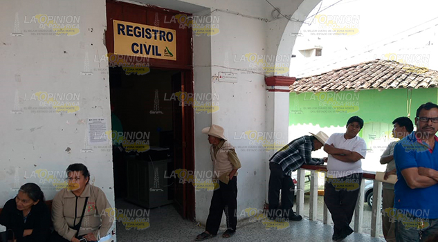 No hay formatos para actas de nacimiento, ni para copias certificadas en Espinal