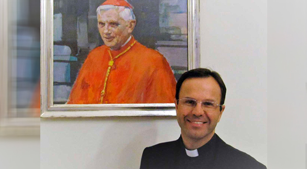 Renuncia alto mando del Vaticano; monja lo acusa de abuso sexual