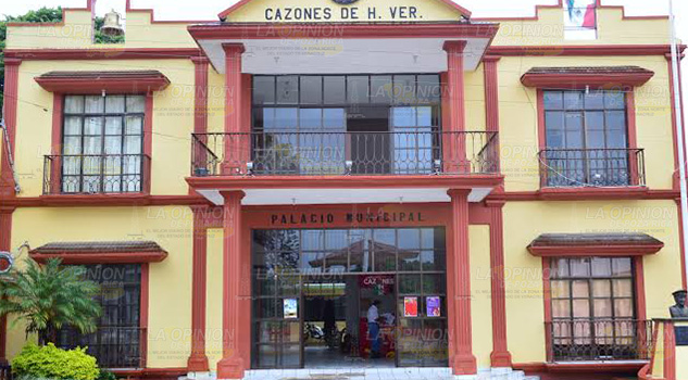 ARMAN ZAFARRANCHO FUNCIONARIOS EBRIOS