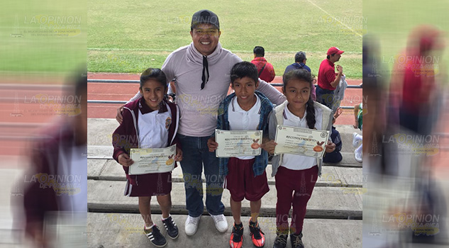 Destacan niños de la primaria Juan de la Luz Enríquez de Coxquihui, en torneo nivel zonal celebrado en Poza Rica