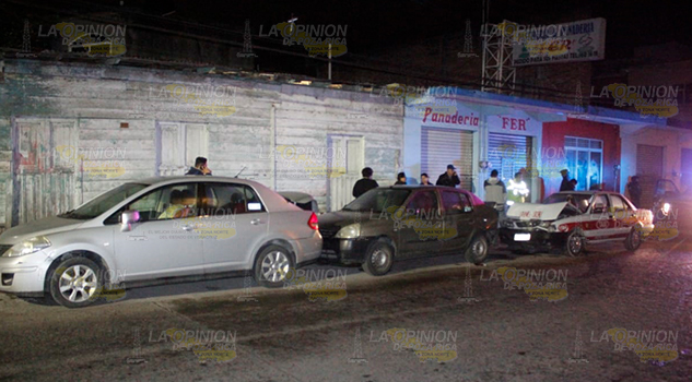 Taxista se duerme al volante