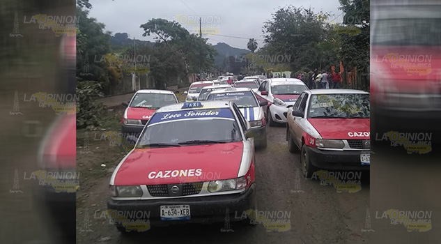 "Cazan" a taxistas de Poza Rica