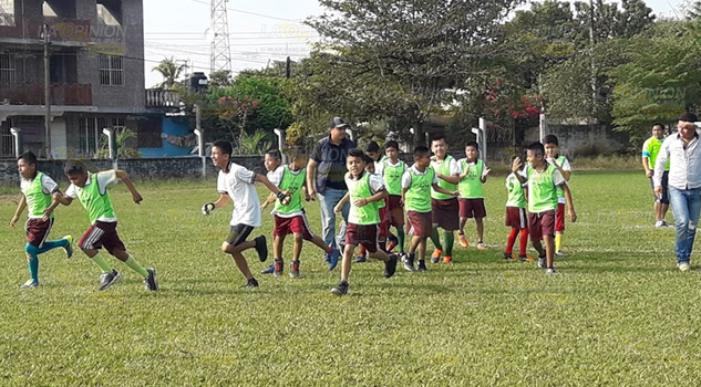 En final de fútbol de primarias Entabladero campeón