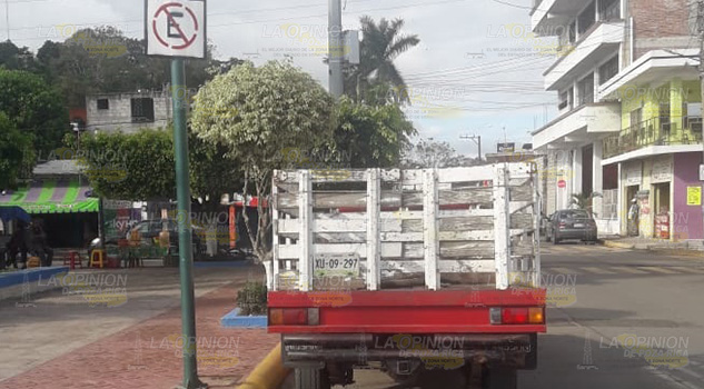 SE BURLAN DE TRÁNSITO MUNICIPAL
