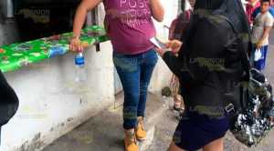 A cachetadas y de las greñas detienen ratero en Poza Rica A cachetadas y de las greñas detienen ratero en Poza Rica