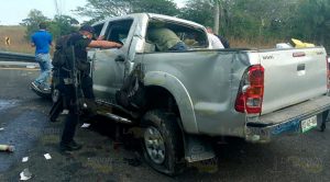 Pozarricenses a punto de matarse en la Ozuluama - Tampico Alto A punto de matarse en accidente en Ozuluama, cuatro lesionados