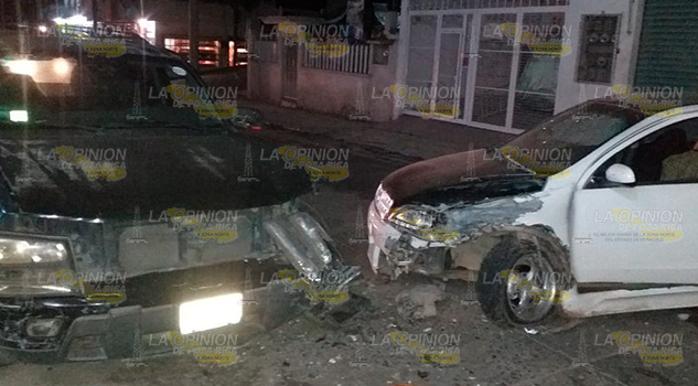 Albañil se duerme al volante y choca en Tuxpan Albañil se duerme al volante y choca en Tuxpan