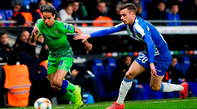 Lainez participa en empate del Betis en Copa del Rey