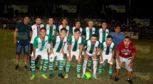 Campeones de Barrios vs. Invernal de Tuxpan Campeones de Barrios vs. Invernal de Tuxpan