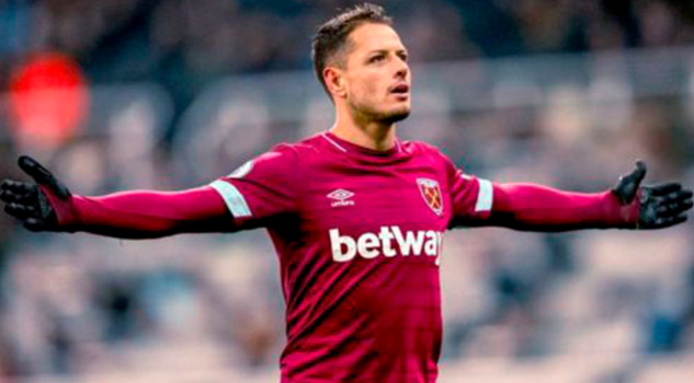 Chicharito quiere venir, pero es complicado: DT Valencia Chicharito quiere venir, pero es complicado DT Valencia