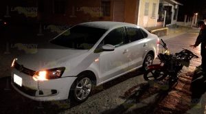 Chocan particular y motociclista en Tuxpan, un lesionado Chocan particular y motociclista en Tuxpan, un lesionado