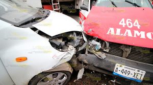 Destroza vehículo oficial, se quedó dormido en la México -Tuxpan Destroza vehículo oficial, se quedó dormido en la México -Tuxpan