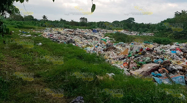 Exigen apoyo para quitar basurero del río Cazones Exigen apoyo para quitar basurero del río Cazones