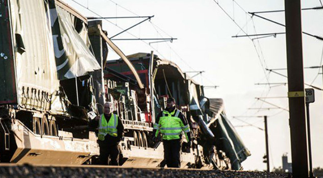 Policías aumentan a ocho los muertos por choque de trenes en Dinamarca