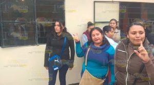 No quieren a directora en primaria de Tuxpan No quieren a directora en primaria de Tuxpan