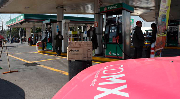 Compras de pánico agotan reservas de gasolinas en la CDMX