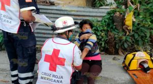 Pareja en motocicleta es impactada por particular en Tuxpan Pareja en motocicleta es impactada por particular en Tuxpan