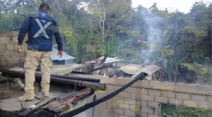 Fuego consume habitación en Álamo