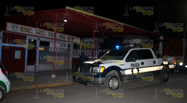 hampón intenta robar en la secundaria técnica 75 de Poza Rica.