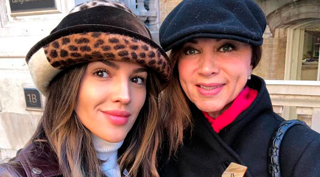 En su cumpleaños, Eiza revela que es idéntica a su mamá cuando era joven