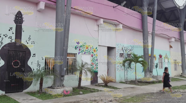 Promueven talleres de arte y recreo en Cerro Azul