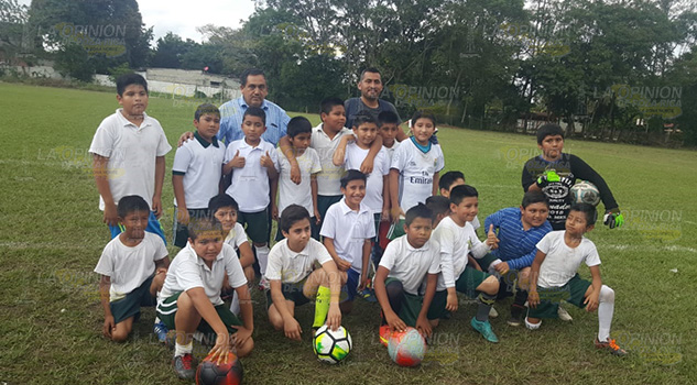 En final de fútbol de primarias Entabladero campeón