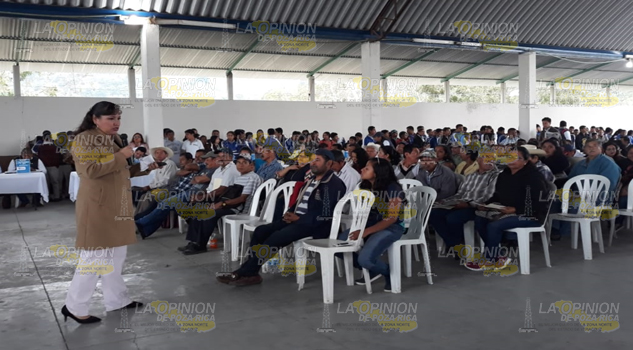 Psicóloga del DIF de Álamo Imparte pláticas contra el bulling