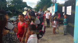 ¡A punto de derrumbarse otra escuela peligrosa en Tuxpan! ¡A punto de derrumbarse otra escuela peligrosa en Tuxpan!