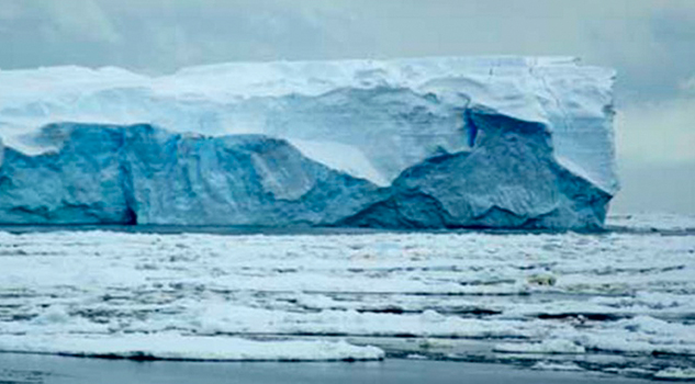 Enorme iceberg está por desprenderse de la Antártida