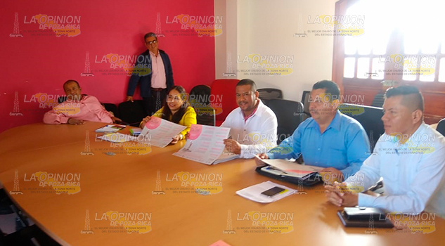 El director del Parque Takilshukut, realizó una visita de cortesía al Ayuntamiento de Coatzintla