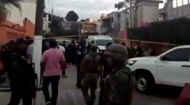 Toma de rehén a bebé y balea a niña de 11 años, en venganza por contraer VIH