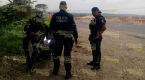 Derrapa de su motocicleta