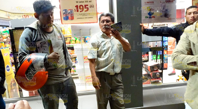Ebrio profesor impacta a motocicleta