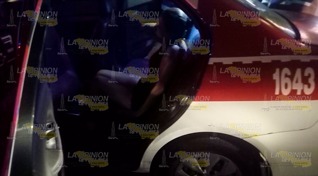 Aparatoso accidente deja mujer lastimada en Tuxpan