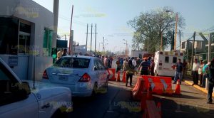 Bloquean caseta del puente JOLOPO en Álamo Bloquean caseta del puente JOLOPO en Álamo