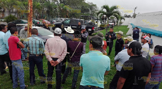Campesinos de El Sacrificio, exigen sancionar a la Gendarmería Campesinos de El Sacrificio, exigen sancionar a la Gendarmería