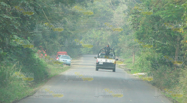 Debido a presuntos adeudos, policías de Tancoco demandan sueldos Debido a presuntos adeudos, policías de Tancoco demandan sueldos