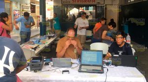 Entrega de kits para la carrera atlética La Opinión 2019 "Raúl Gibb Guerrero" Entrega de kits para la carrera atlética La Opinión 2019 Raúl Gibb Guerrero