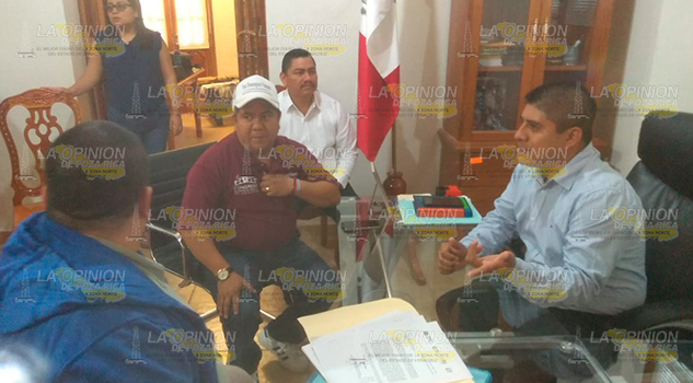 Eric Domínguez, diputado local inaugura brigadas itinerantes en Zozocolco Eric Domínguez, diputado local inaugura brigadas itinerantes en Zozocolco